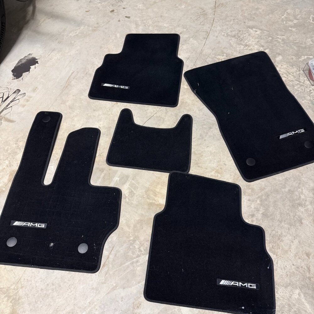 Mercedes G63 Mats